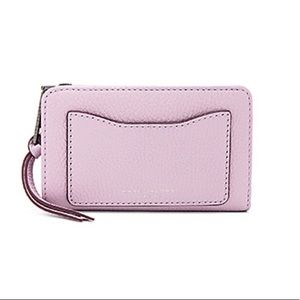 🌸SOLD🌸Marc Jacobs Recruit Compact Wallet Lilac
